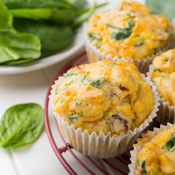 Muffin with pesto